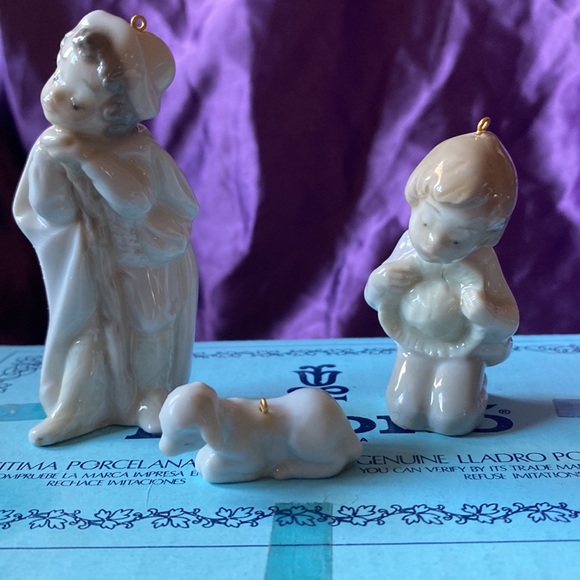 Lladro Holy Shepards in Original Box - Picture 4 of 10